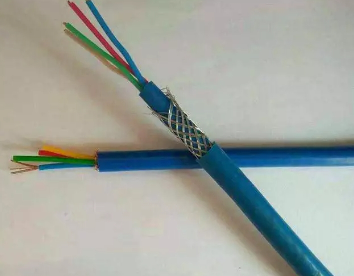環市珠江電線電纜廠家對硅膠電線有什么特點來和大家分享一下.jpg